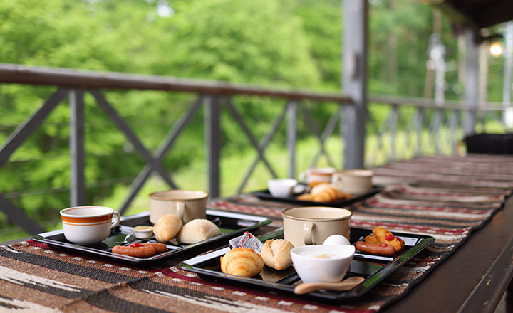 朝食